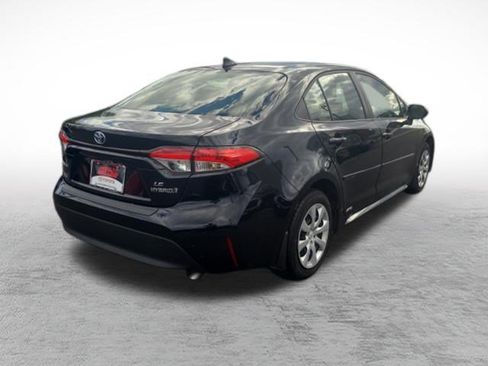 Certified 2024 Toyota Corolla LE AWD/4WD image 7
