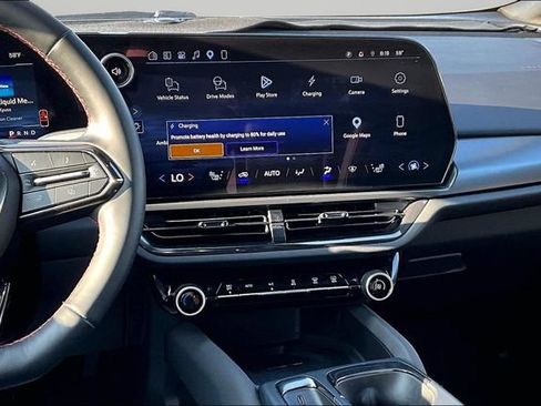 Certified 2025 Chevrolet Equinox EV RS AWD/4WD image 6