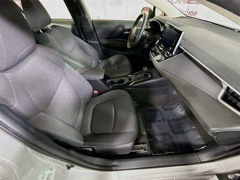 Certified 2020 Toyota Corolla LE image 29