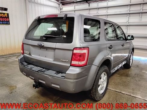 Used 2008 Ford Escape XLS AWD/4WD image 3