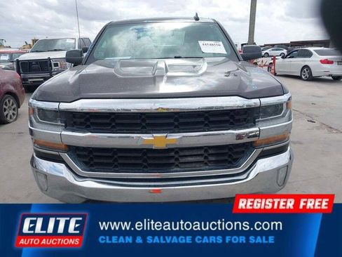 Used 2018 Chevrolet Silverado 1500 LT w/ Texas Edition image 24