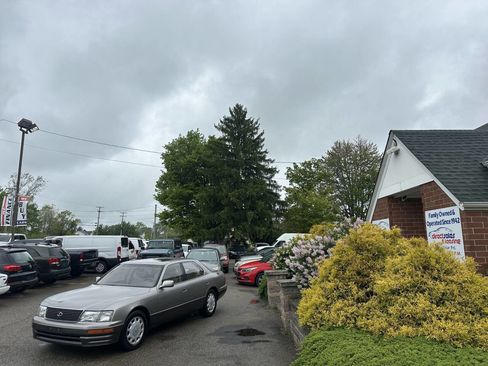 Used 1995 Lexus LS 400 RWD image 1