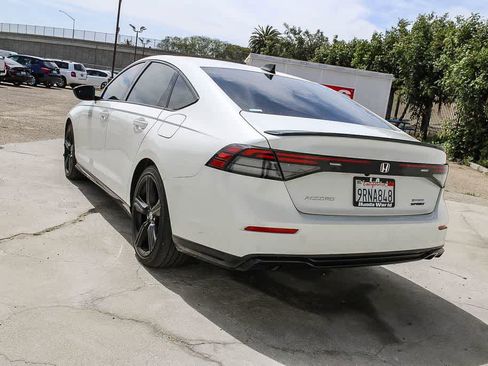 Used 2024 Honda Accord Sport image 7