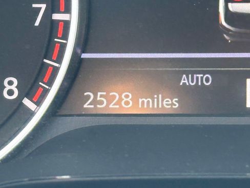 Certified 2025 Nissan Pathfinder SL w/ SL Premium Package image 33