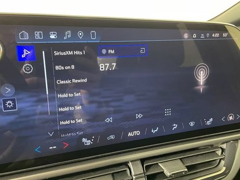Certified 2026 Chevrolet Equinox EV RS FWD image 7