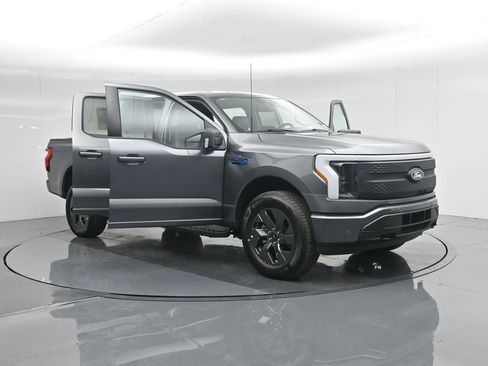 New 2025 Ford F150 Lightning Flash image 33