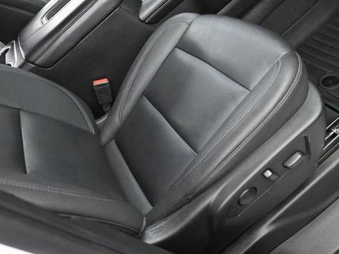 Used 2023 Chevrolet Tahoe LT RWD image 36