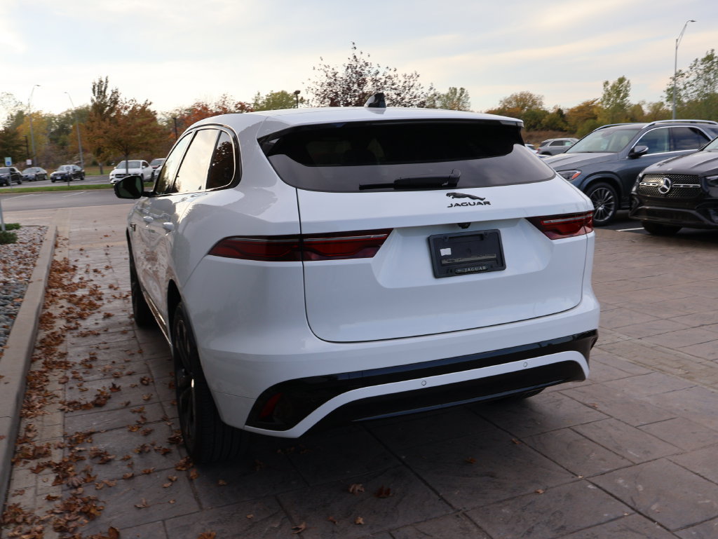 Used 2025 Jaguar F-PACE R-Dynamic S AWD/4WD image 8