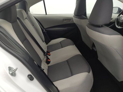 Used 2023 Toyota Corolla LE image 19