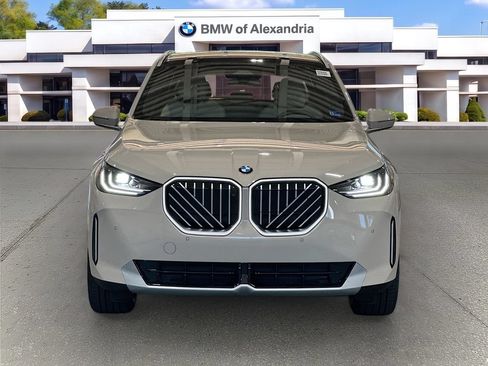 New 2026 BMW X3 xDrive30i w/ Premium Package AWD/4WD image 2