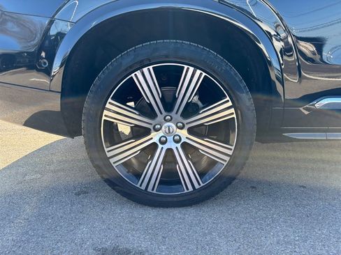Certified 2024 Volvo XC90 T8 Ultimate w/ Protection Package Premier image 35