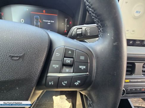 Certified 2025 Ford Maverick XLT w/ XLT Luxury Package AWD/4WD image 27