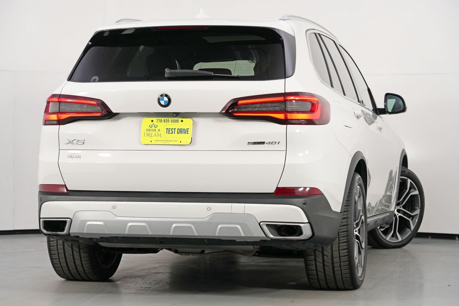 Used 2022 BMW X5 sDrive40i w/ Parking Assistance Package RWD image 5