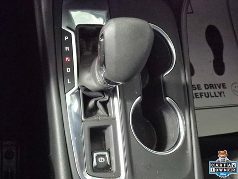 Used 2022 Chevrolet Equinox LT FWD image 17