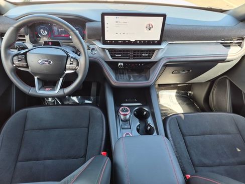 Used 2025 Ford Explorer ST AWD/4WD image 18