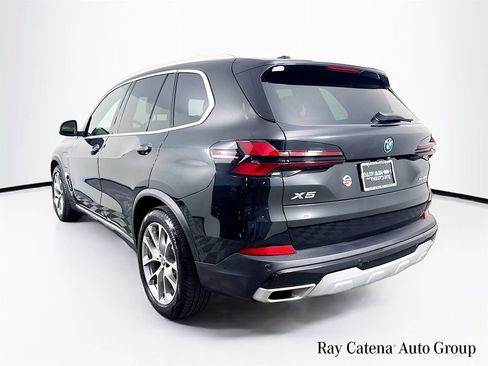 Used 2026 BMW X5 xDrive50e w/ Climate Comfort Package AWD/4WD image 5