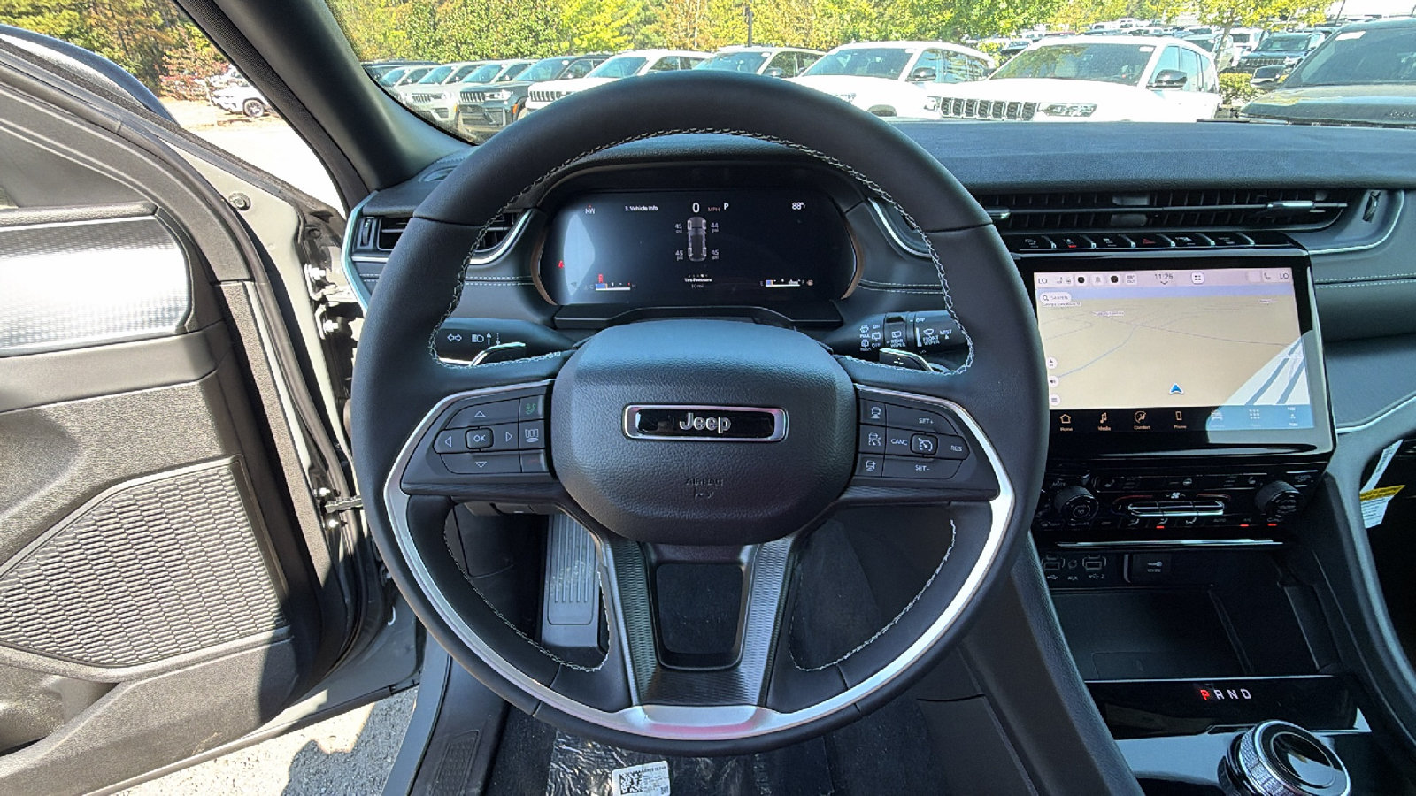 New 2027 Jeep Grand Cherokee Laredo X AWD/4WD image 22