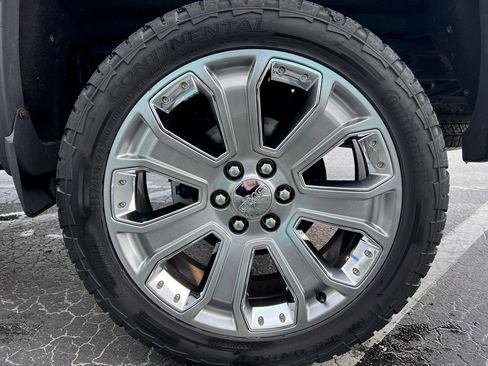 Used 2018 GMC Sierra 1500 Denali w/ Denali Ultimate Package image 20