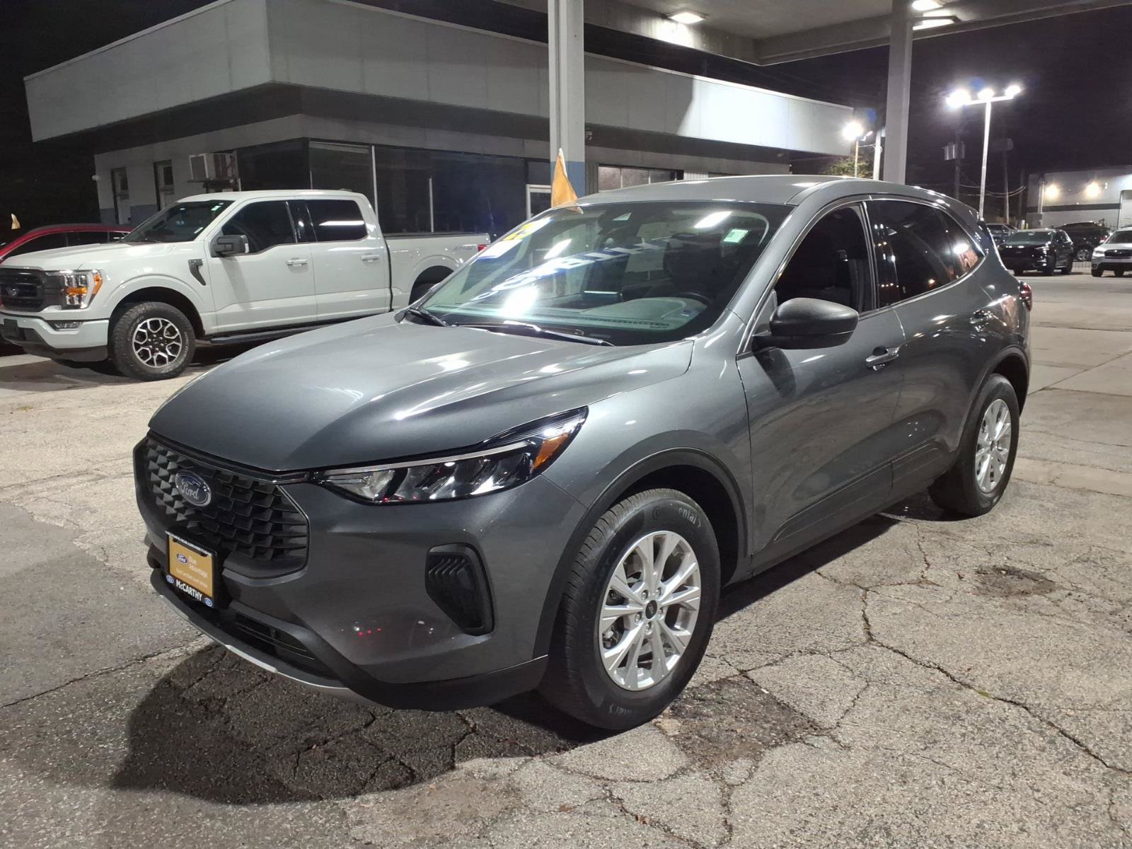 Certified 2023 Ford Escape Active AWD/4WD image 7