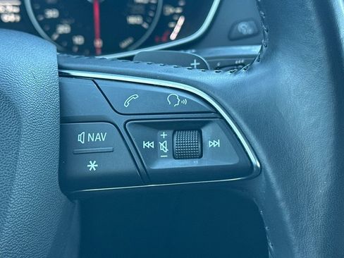 Used 2018 Audi Q5 2.0T Premium w/ Convenience Package image 28