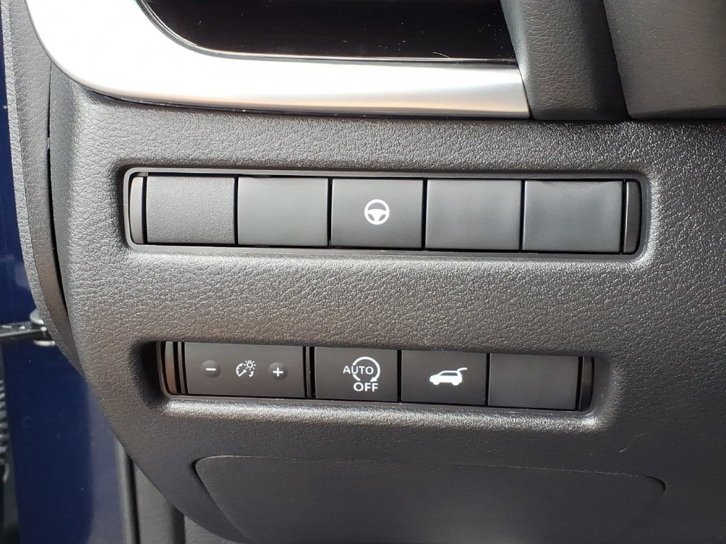 Certified 2024 Nissan Rogue SL w/ SL Premium Package AWD/4WD image 21