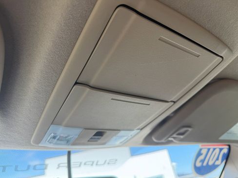 Used 2015 Ford F350 Lariat image 21