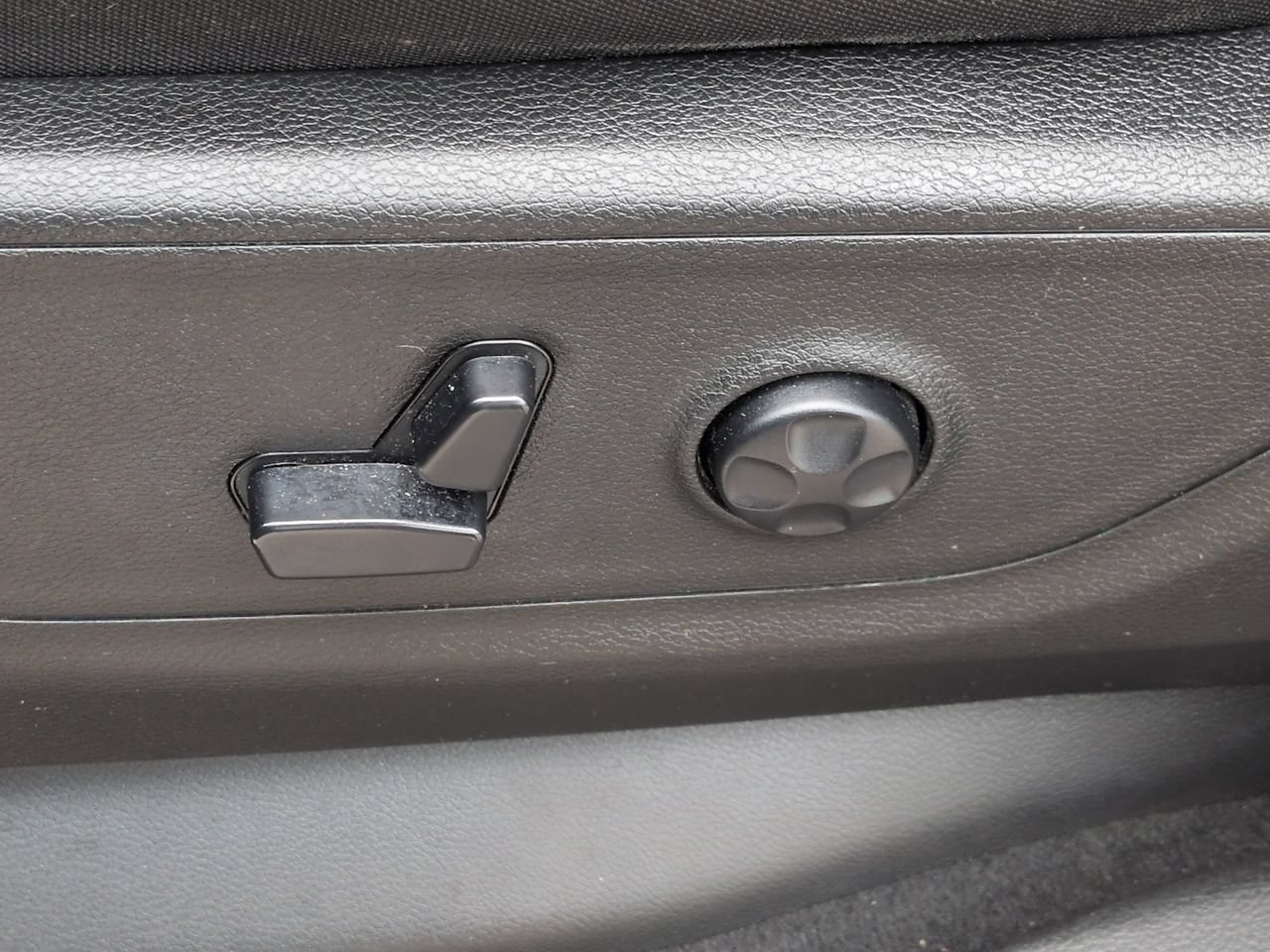Used 2019 RAM 1500 Big Horn RWD image 19