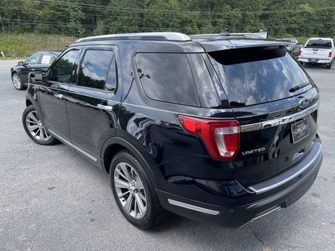 Used 2018 Ford Explorer Limited FWD image 3