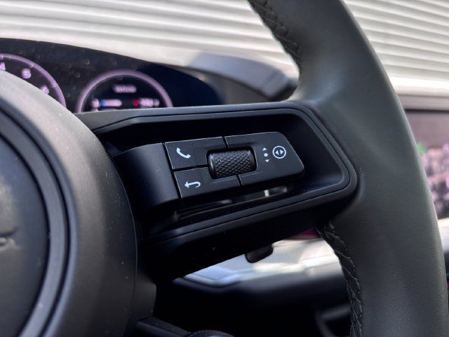 Certified 2026 Porsche Cayenne S AWD/4WD image 17