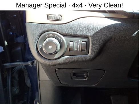 Used 2016 Jeep Cherokee Latitude AWD/4WD image 14