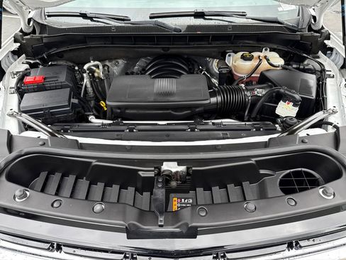 Used 2024 Chevrolet Tahoe LT RWD image 6