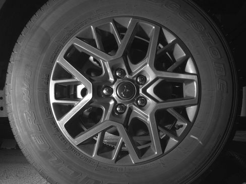 Used 2025 Jeep Wrangler Sahara image 13