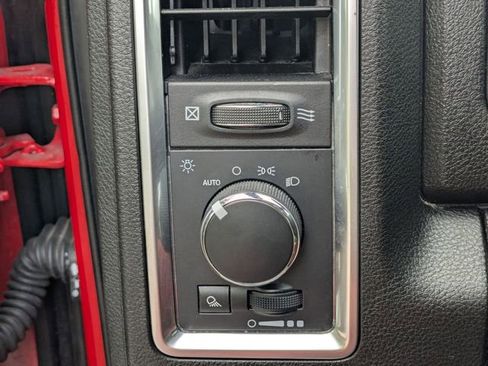 Used 2024 RAM 1500 Classic Warlock RWD image 15