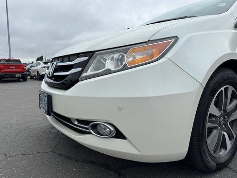 Used 2014 Honda Odyssey Touring Elite image 7