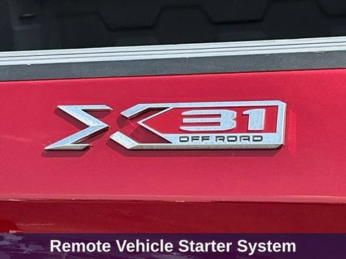 Used 2021 GMC Sierra 1500 SLT AWD/4WD image 17