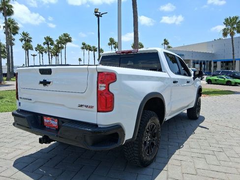 Used 2024 Chevrolet Silverado 1500 ZR2 w/ Technology Package AWD/4WD image 5