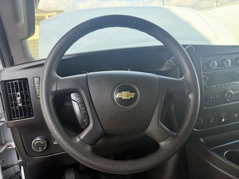 Used 2022 Chevrolet Express 2500 w/ Driver Convenience Package RWD image 10