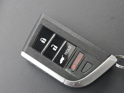 Used 2023 Acura MDX w/ Technology Package image 34