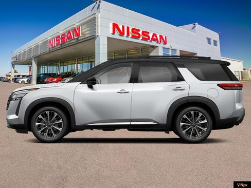 New 2026 Nissan Pathfinder Platinum image 2