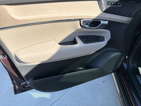 Used 2026 Volvo XC90 B6 Ultra w/ Lounge Package AWD/4WD image 14