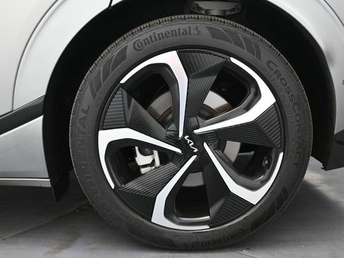 Used 2023 Kia EV6 GT-Line w/ GT-Line Suede Seat Package image 13