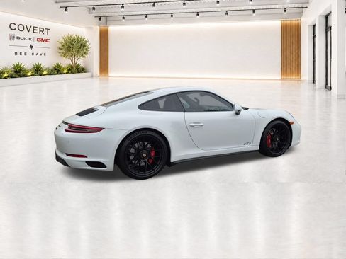 Used 2018 Porsche 911 Carrera GTS RWD image 13