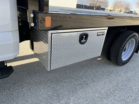 New 2025 Ford F550 4x4 Regular Cab Super Duty image 22