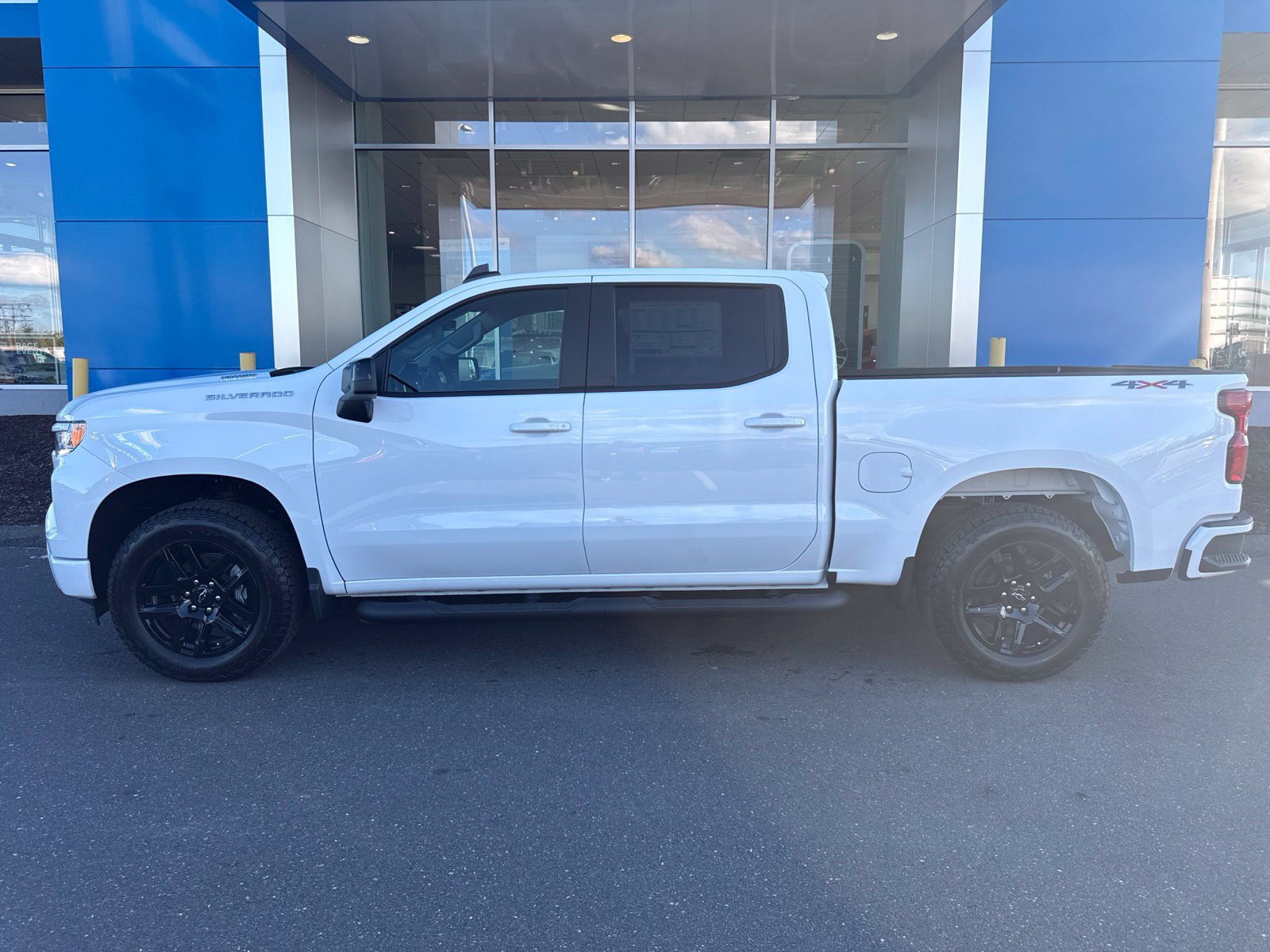 New 2026 Chevrolet Silverado 1500 RST w/ RST Select Package AWD/4WD image 10