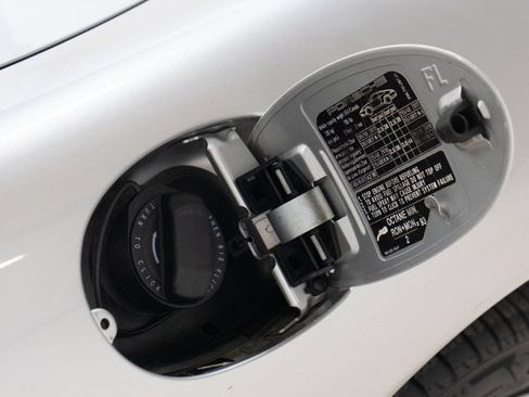 Used 2003 Porsche 911 Cabriolet image 17