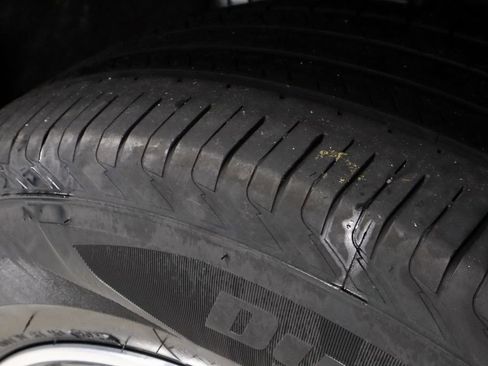 Certified 2025 Nissan Rogue SV image 19