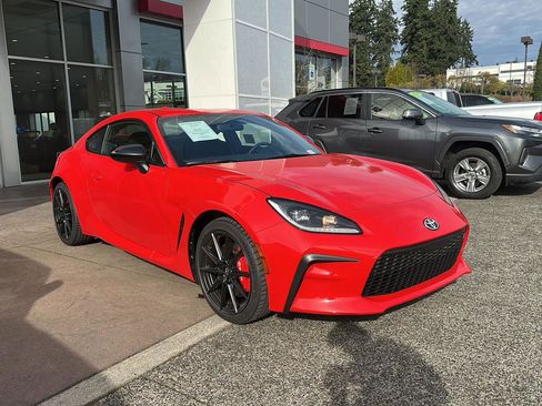 New 2026 Toyota GR86 Premium image 3