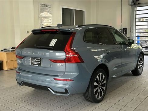 Certified 2023 Volvo XC60 B5 Plus w/ Climate Package image 6