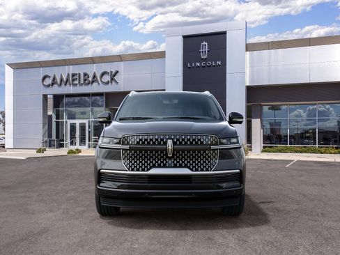 New 2027 Lincoln Navigator Reserve AWD/4WD image 28