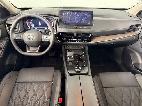 Used 2026 Nissan Rogue Platinum w/ Platinum Premium Package AWD/4WD image 14